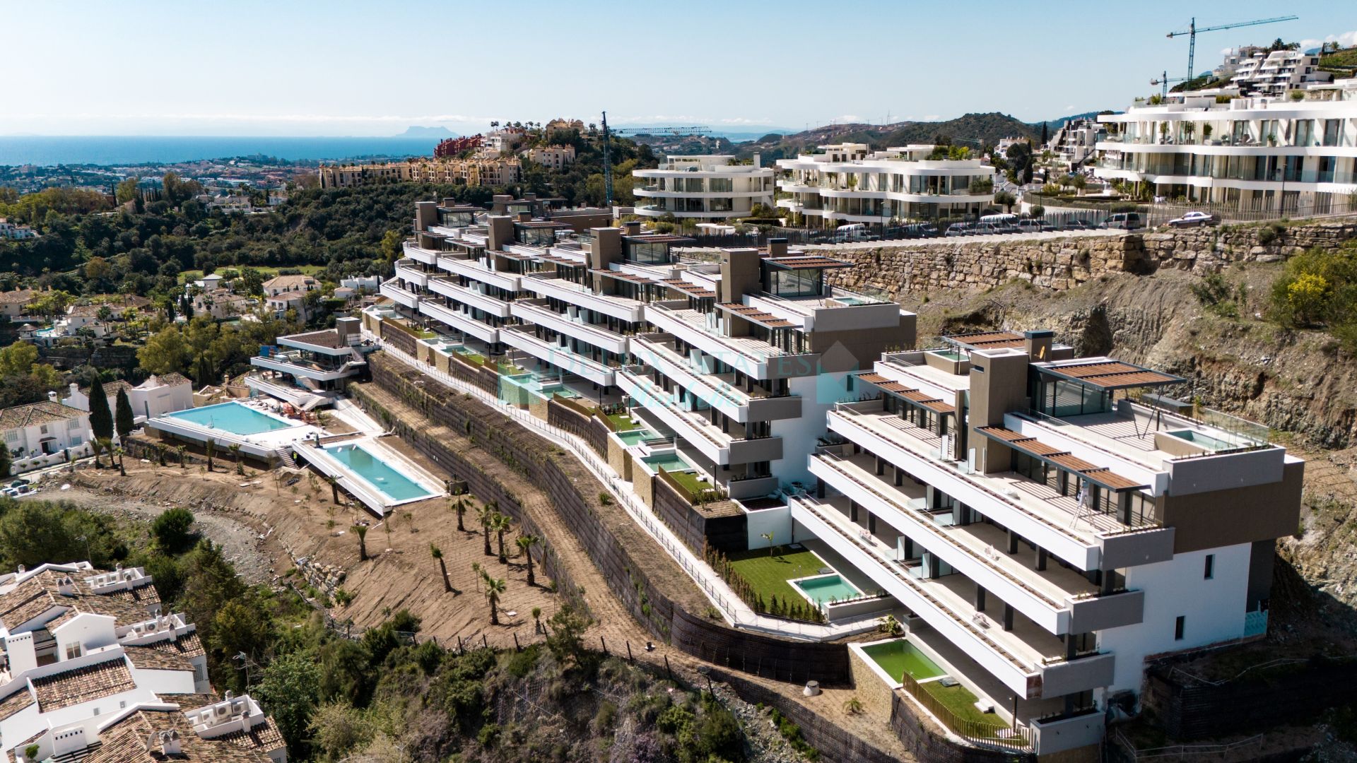 Ground Floor Apartment for sale in La Quinta Golf, Benahavis