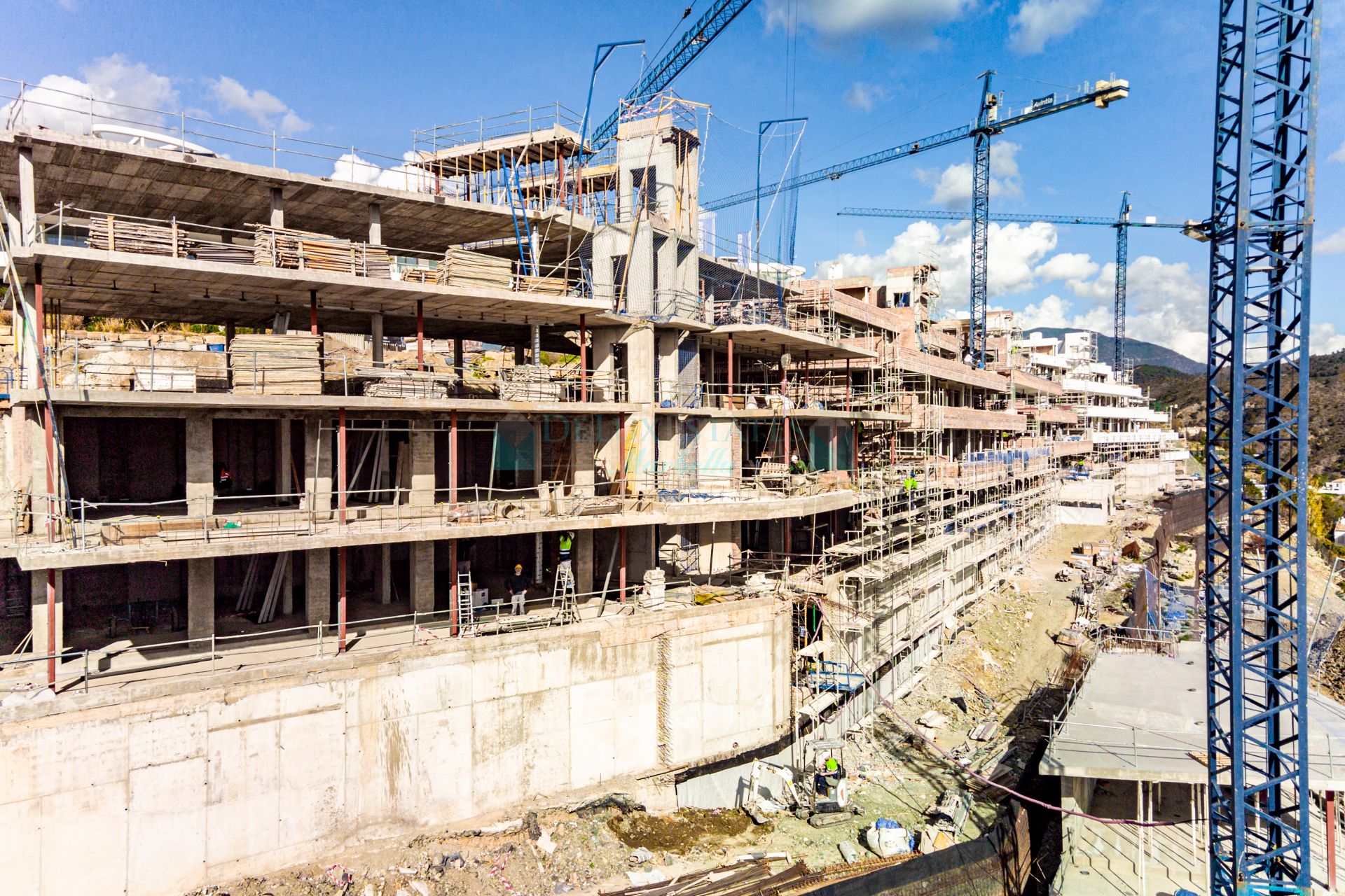 Ground Floor Apartment for sale in La Quinta Golf, Benahavis