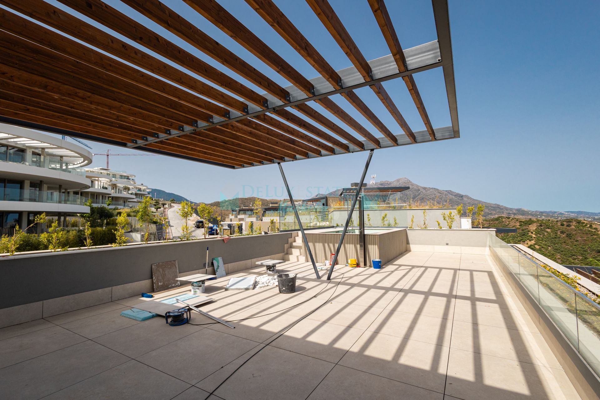 Penthouse for sale in La Quinta Golf, Benahavis