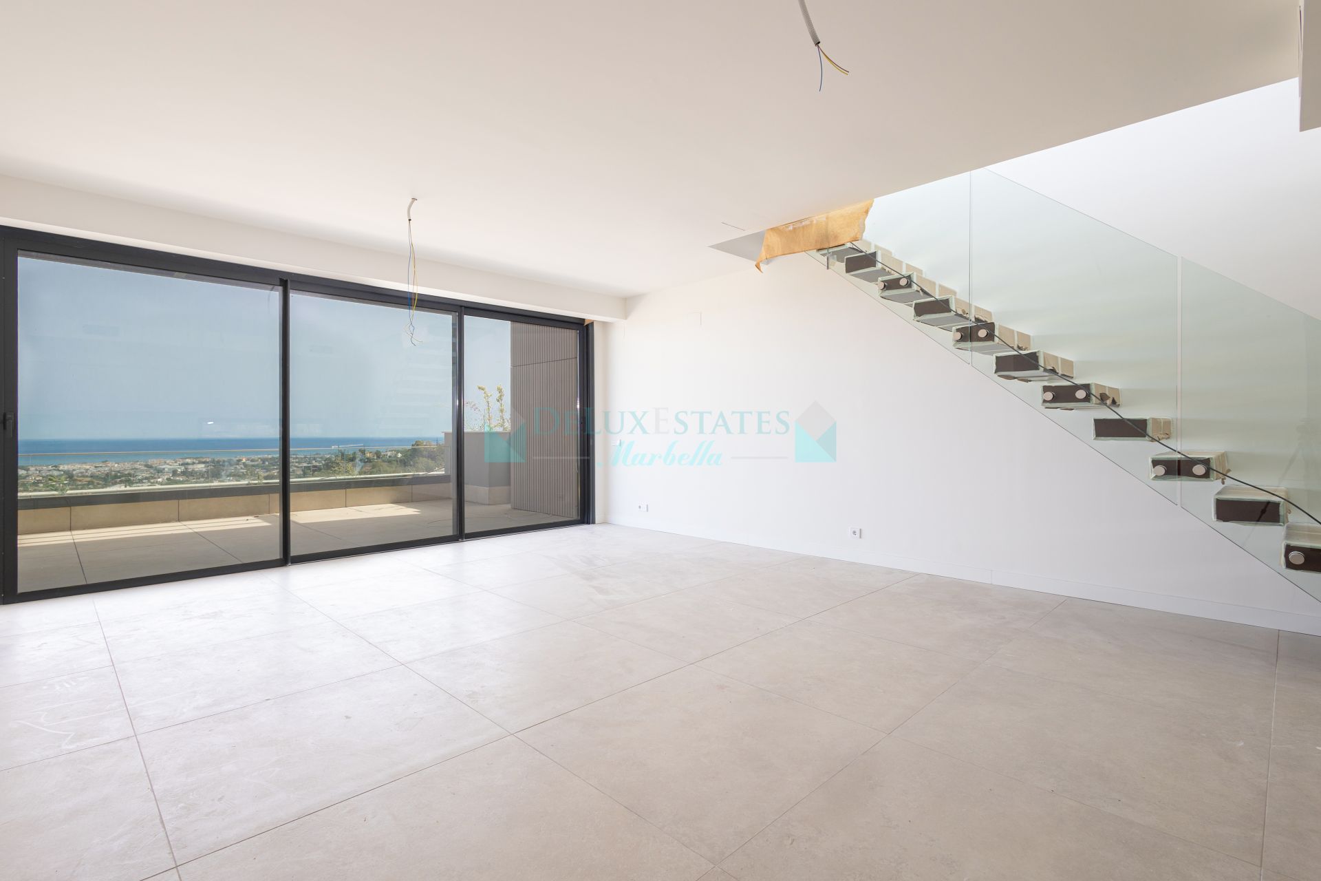 Penthouse for sale in La Quinta Golf, Benahavis