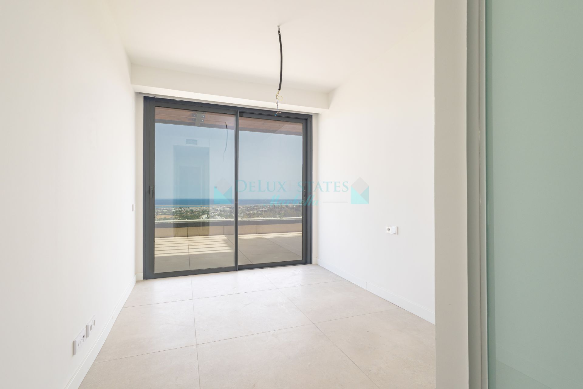 Penthouse for sale in La Quinta Golf, Benahavis