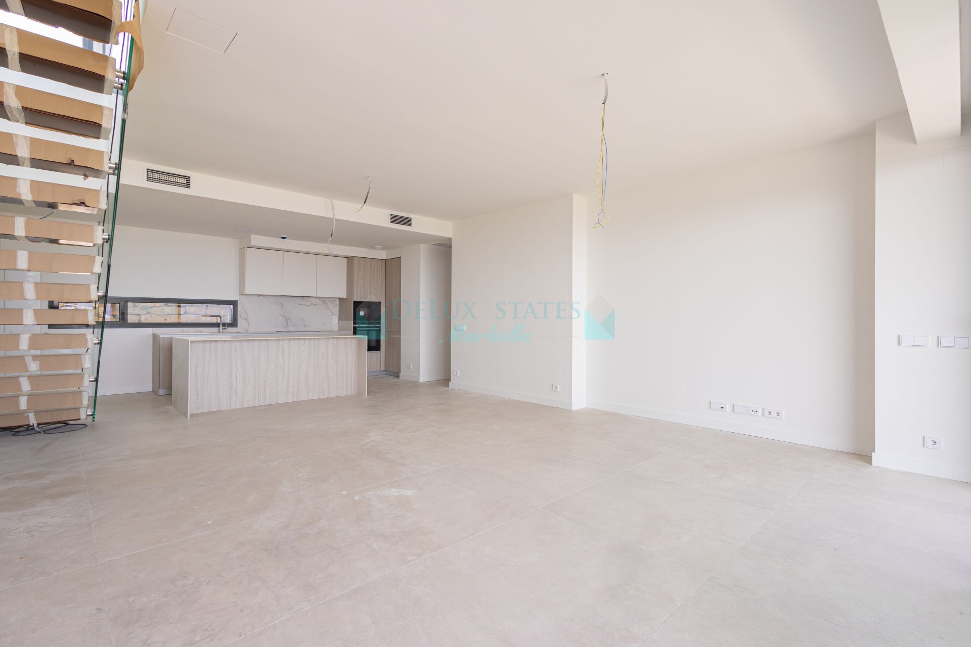 Penthouse for sale in La Quinta Golf, Benahavis