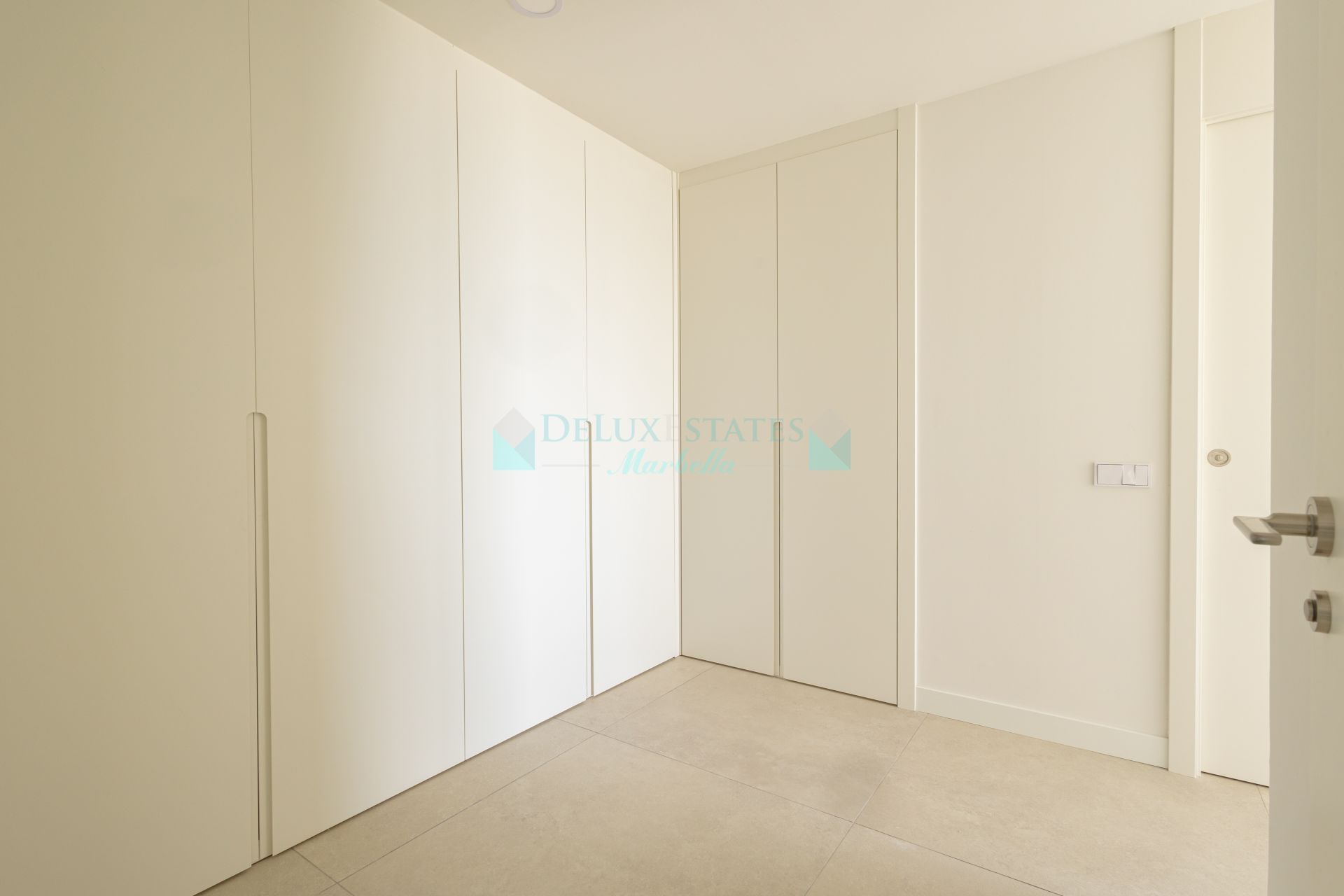 Penthouse for sale in La Quinta Golf, Benahavis