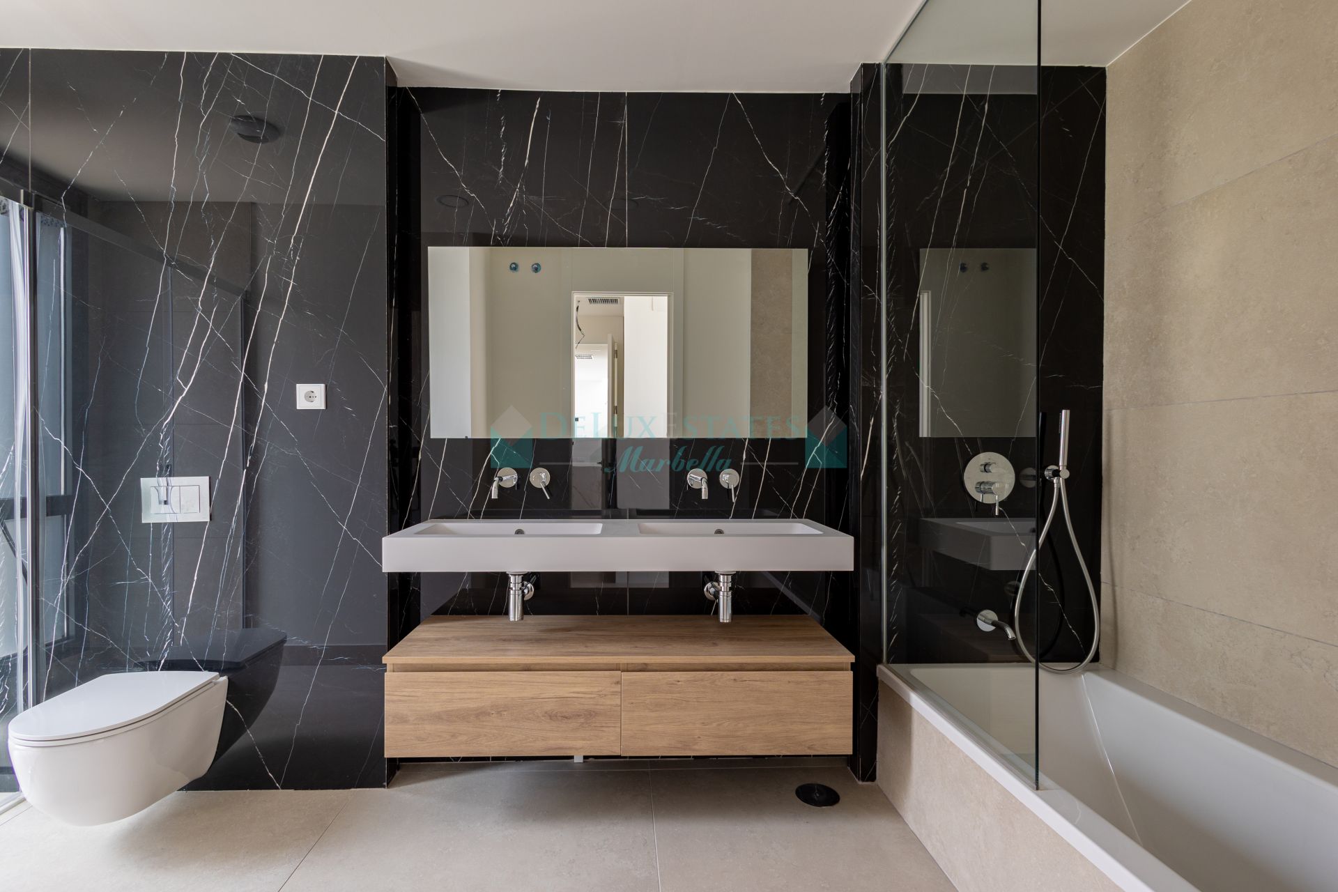 Ático en venta en La Quinta, Benahavis
