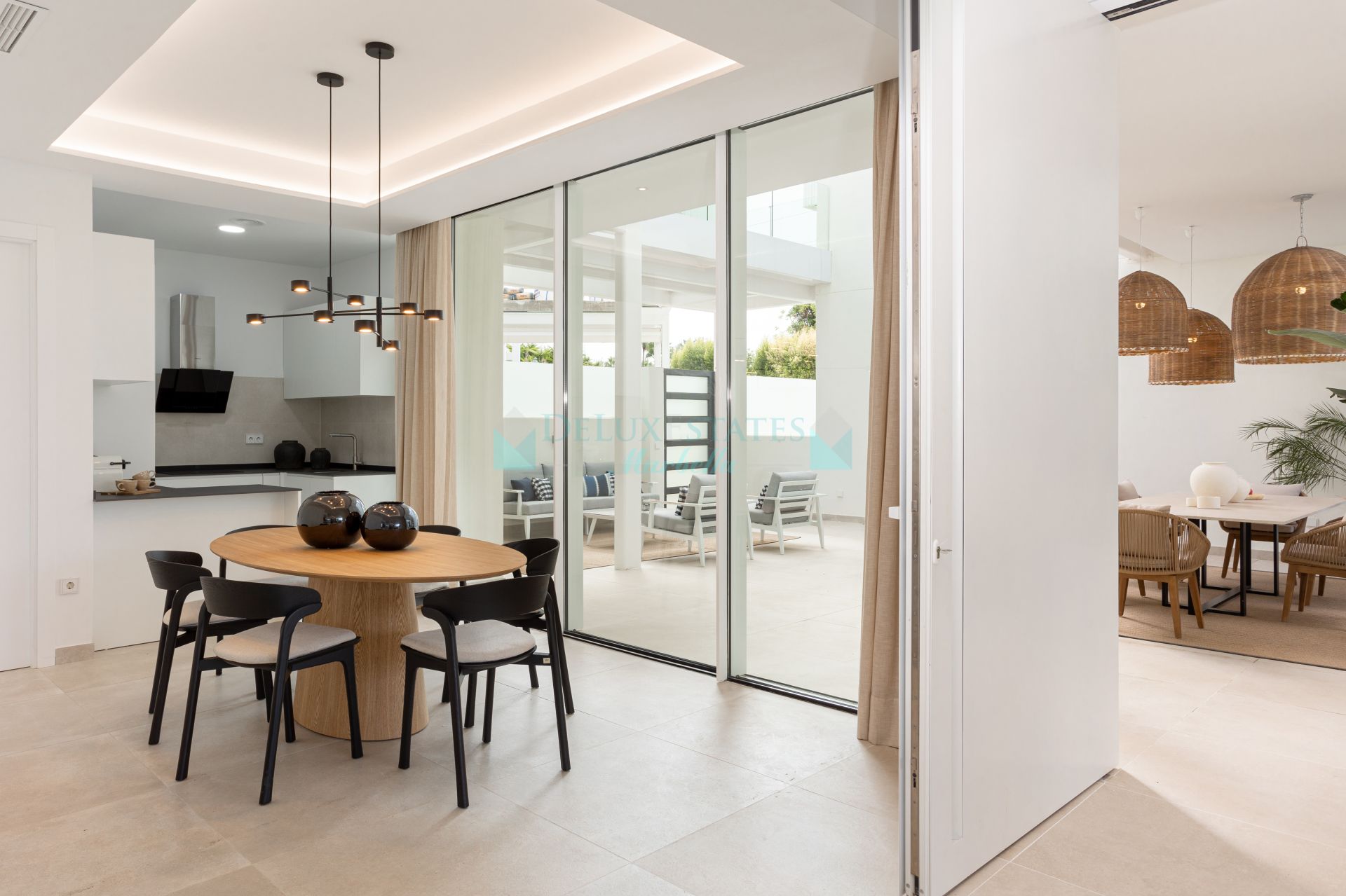 Villa for sale in Valdeolletas, Marbella