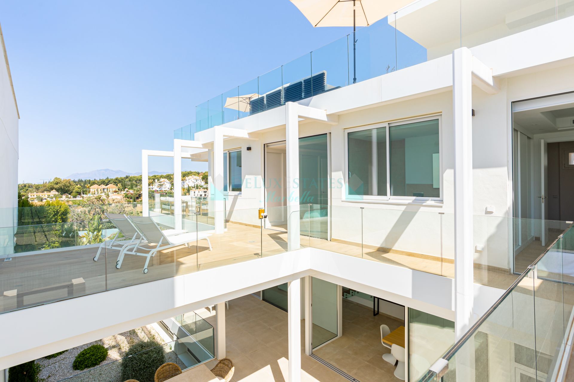 Villa for sale in Valdeolletas, Marbella