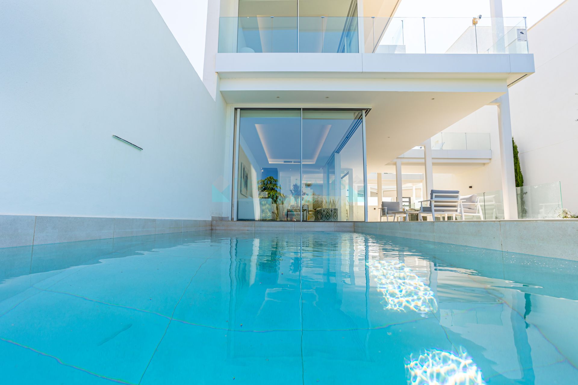 Villa for sale in Valdeolletas, Marbella