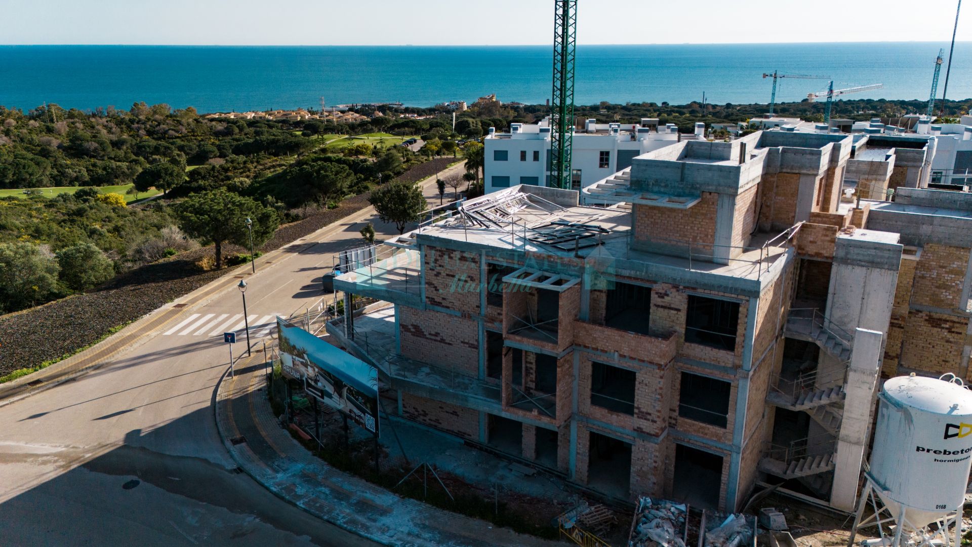 Property development ARUNA, Marbella East