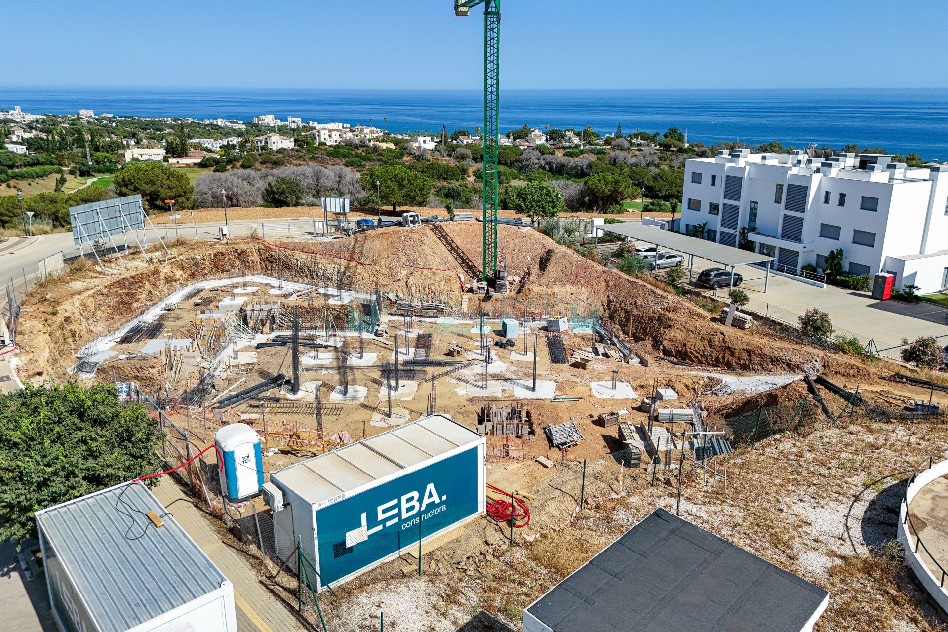Property development ARUNA, Marbella East