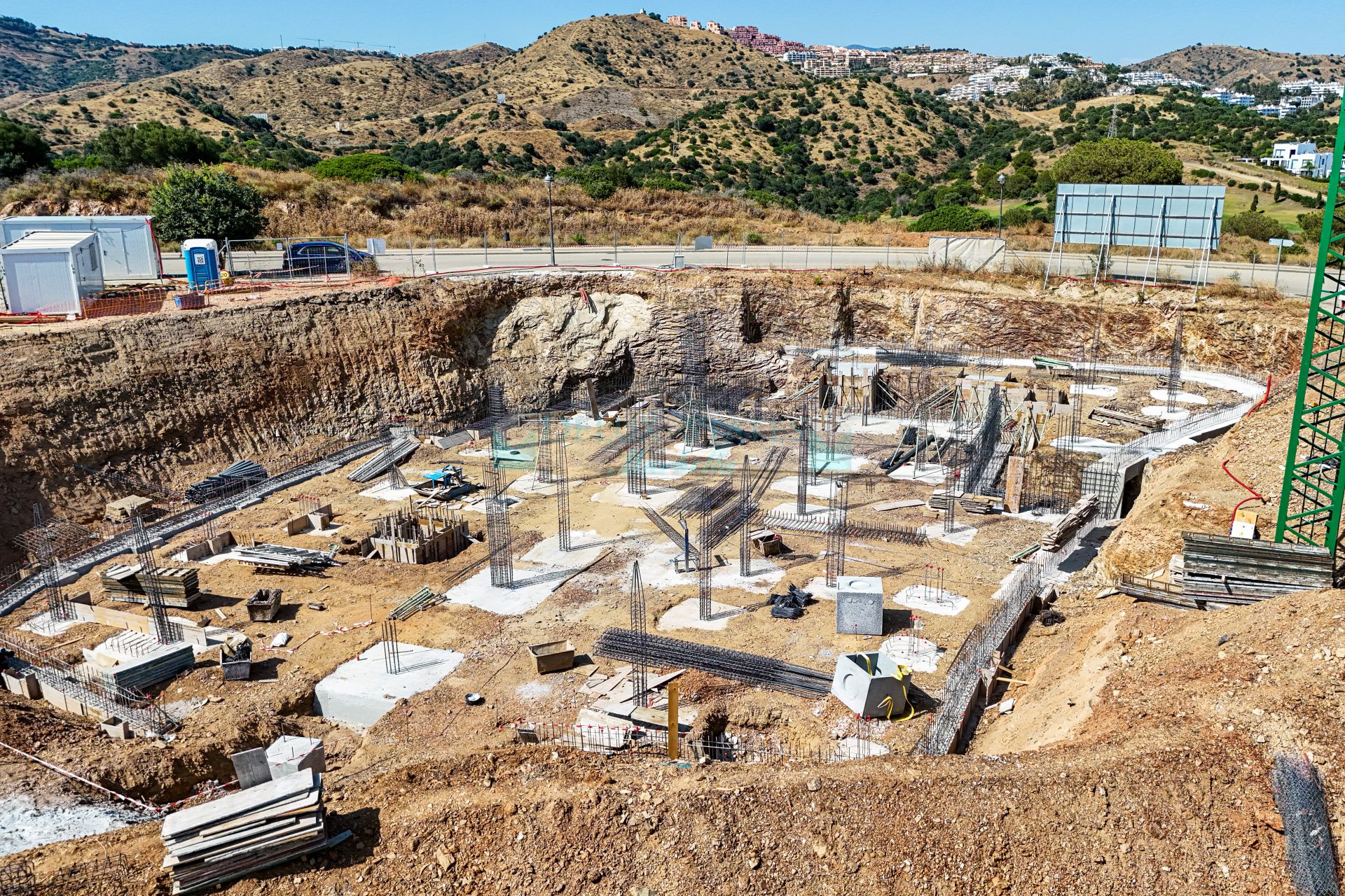 Property development ARUNA, Marbella East