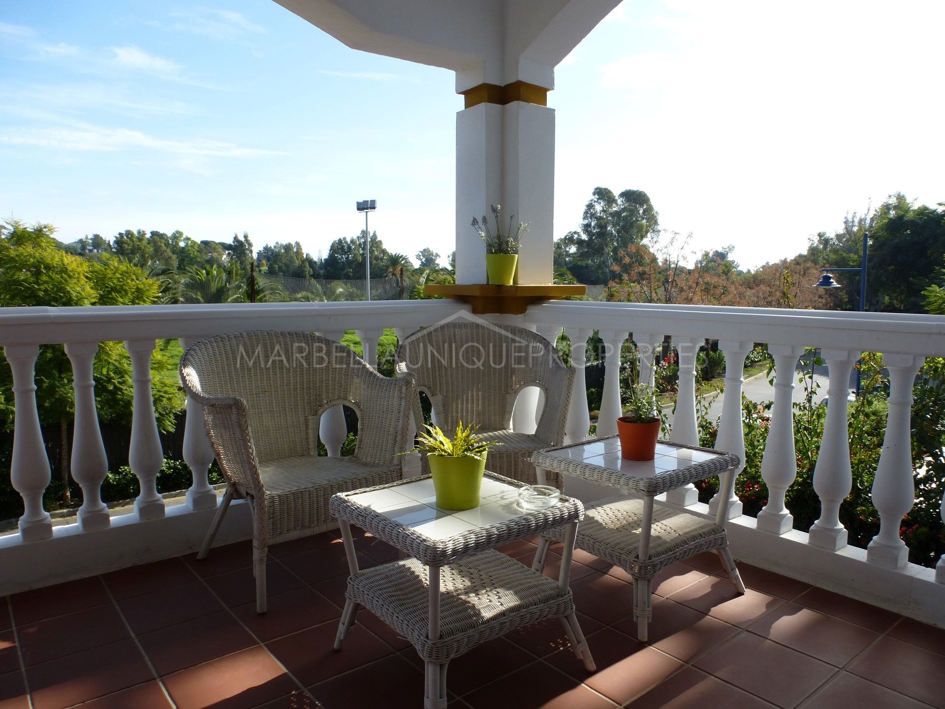 Fantastic West Facing Apartment With Golf Views In La Dama De Noche