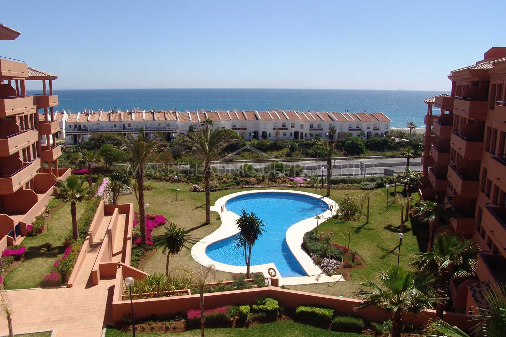 Splendid 2 bedroom apartment with sea views, close to the beach in Manilva