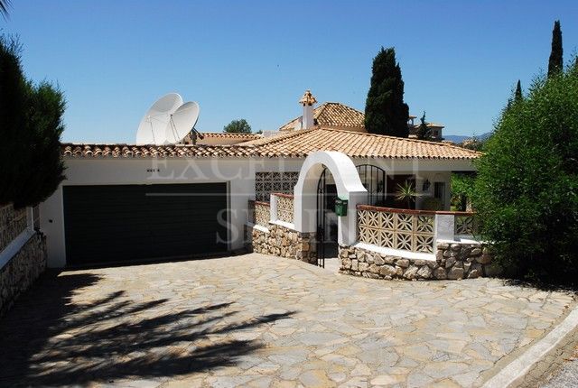 Villa en El Paraiso, Estepona