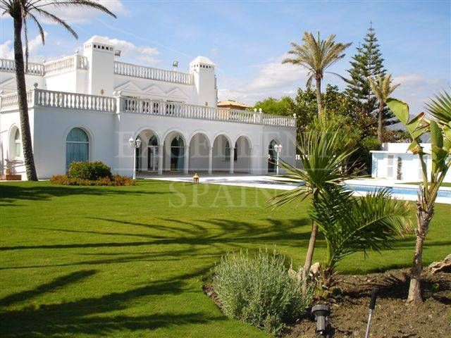 Villa in Casasola, Estepona