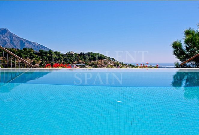 Villa in El Madroñal, Benahavis