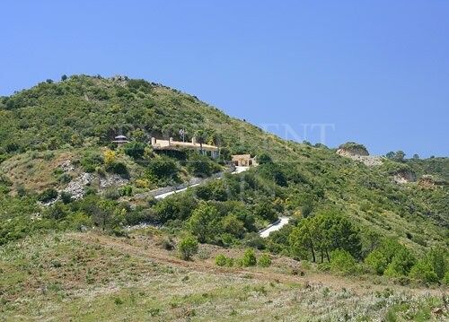 Villa in Benahavis