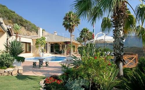 Villa in Benahavis