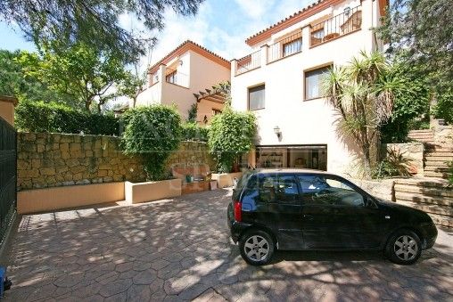 Villa in Marbesa, Marbella East