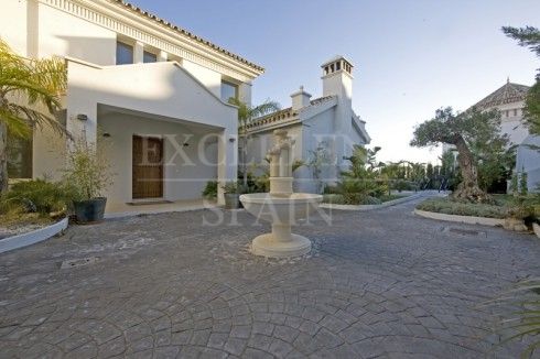 Villa in Benahavis