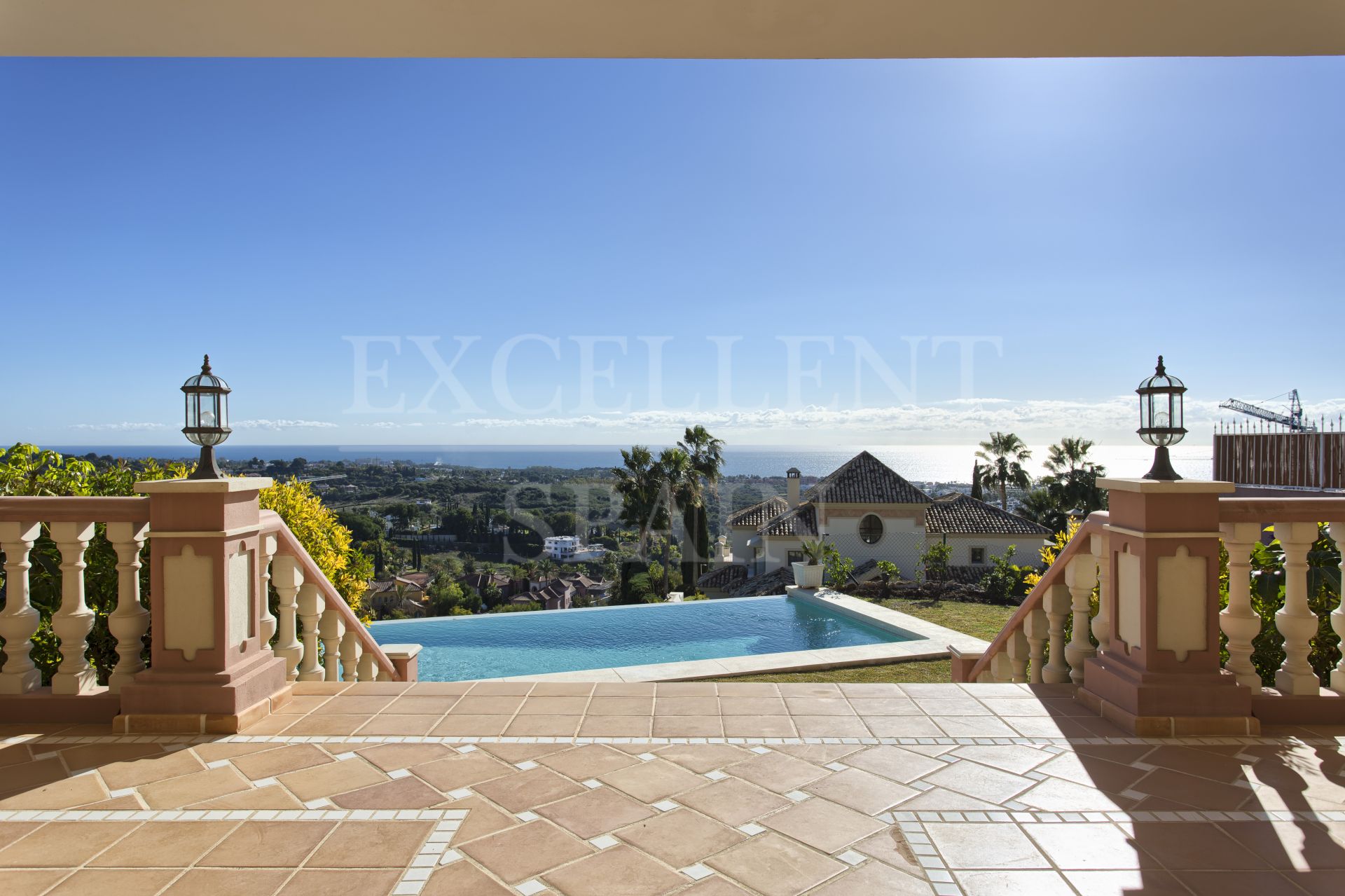 Villa in Los Flamingos, Benahavis