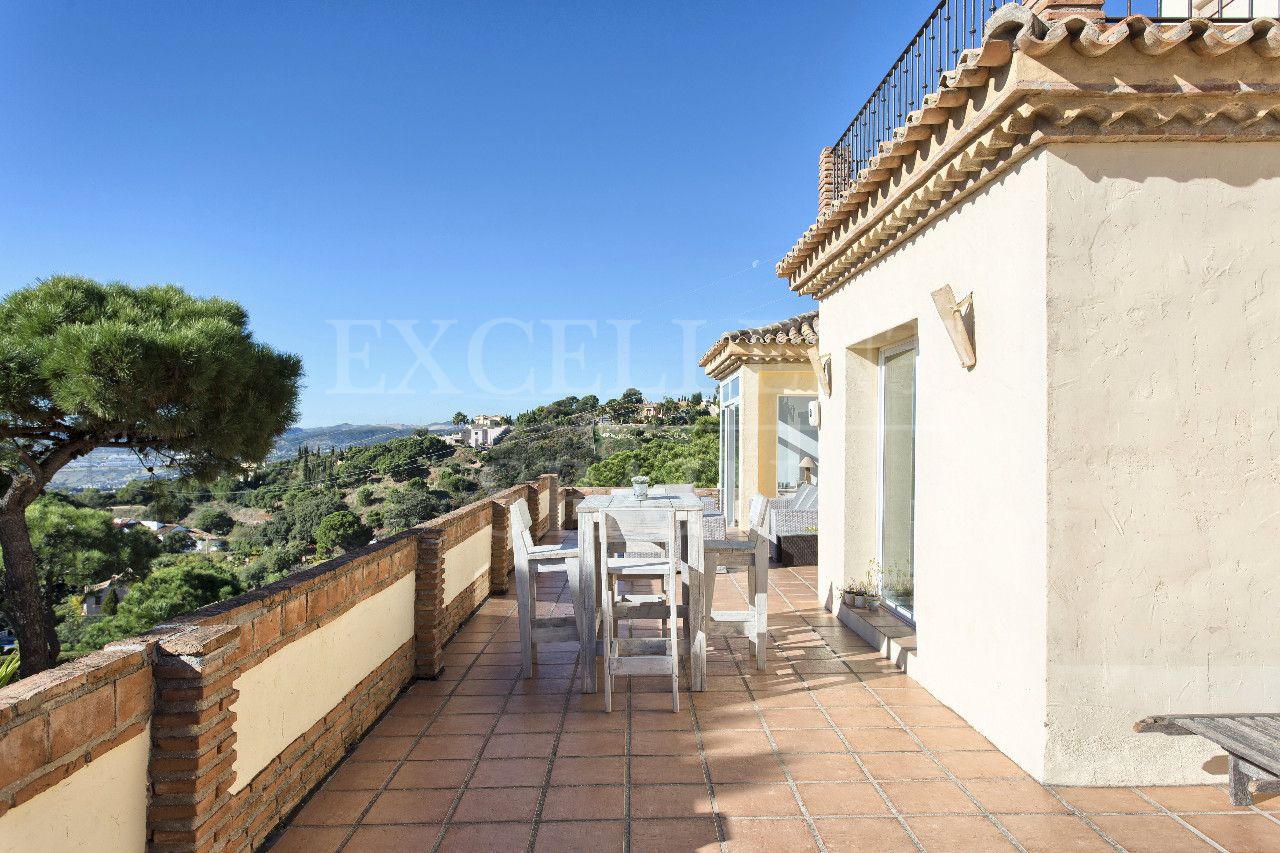 Villa in Los Reales - Sierra Estepona, Estepona