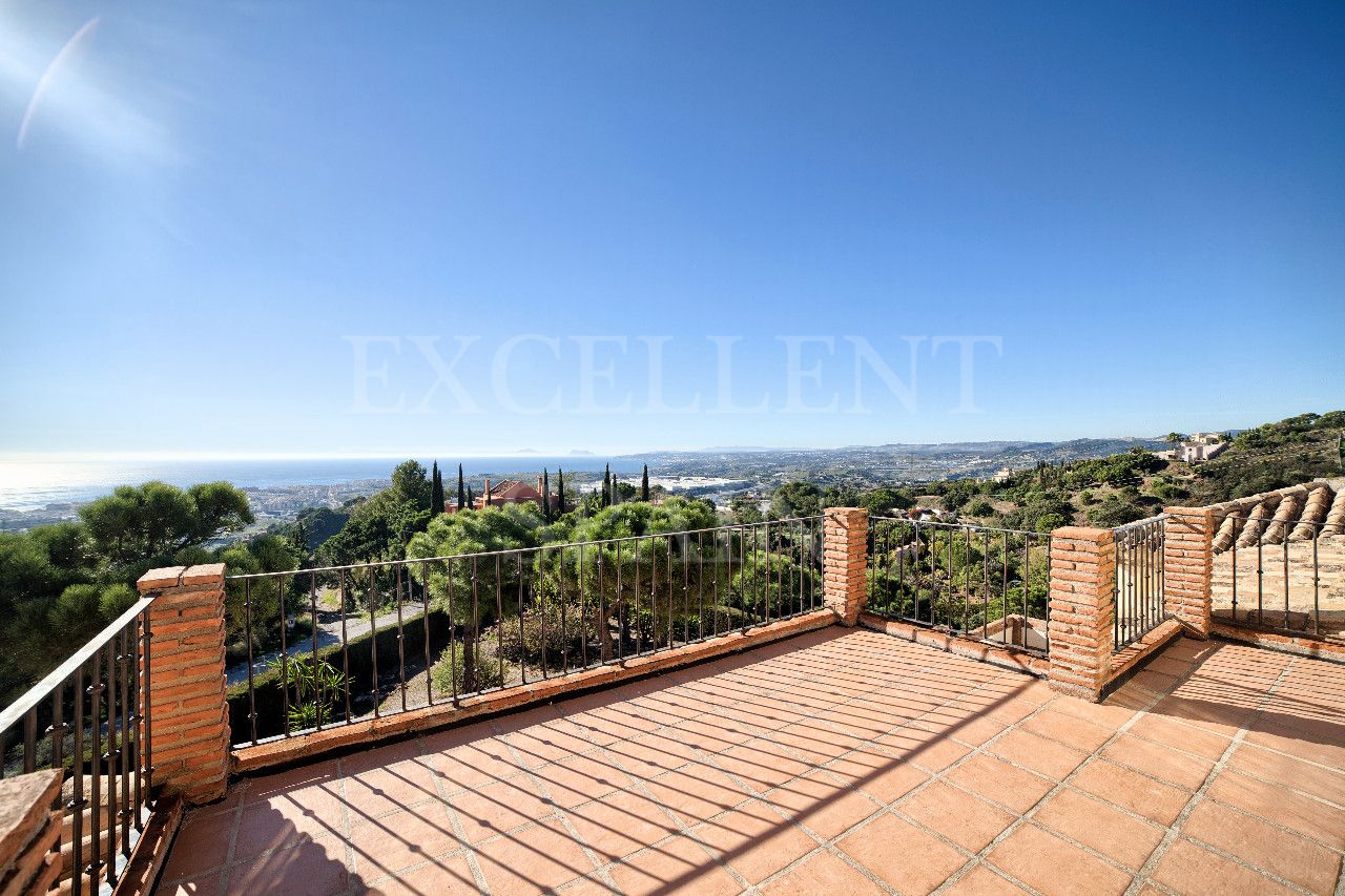 Villa in Los Reales - Sierra Estepona, Estepona