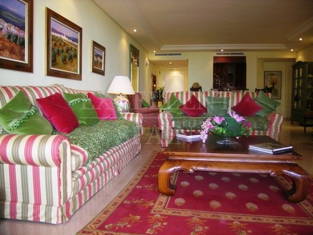 Ground Floor Apartment in Menara Beach, Estepona