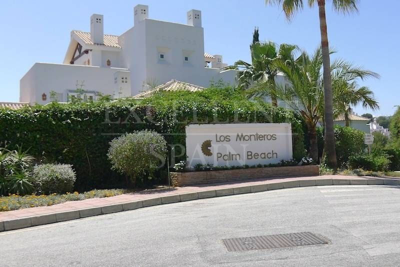 Wohnung in Los Monteros Playa, Marbella Ost