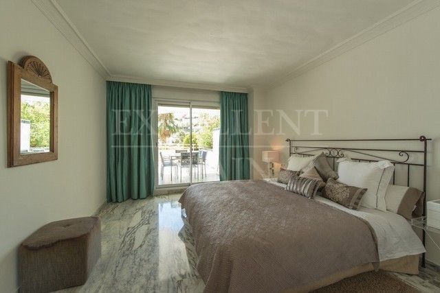 Appartement begane grond in Playa Esmeralda, Marbella Golden Mile