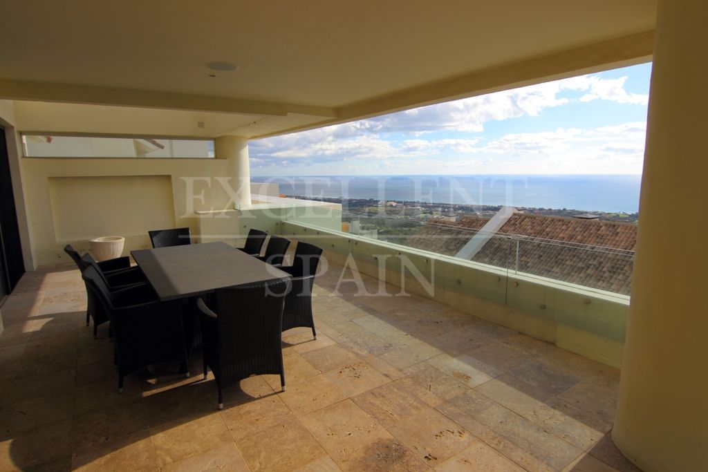 Penthouse in Los Altos de los Monteros, Marbella Oost