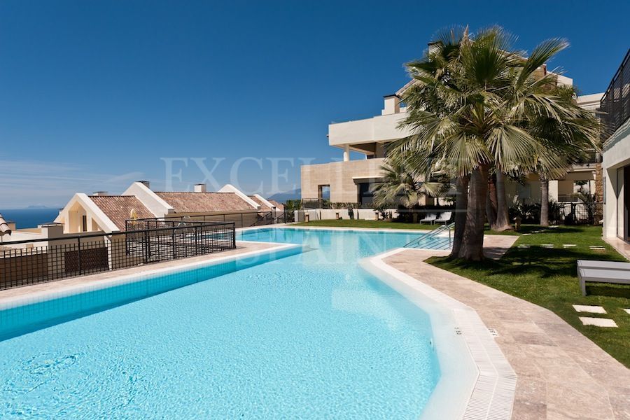 Penthouse in Los Altos de los Monteros, Marbella Oost