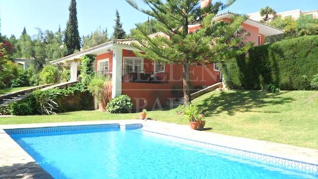 Villa in Cascada de Camojan, Marbella Golden Mile