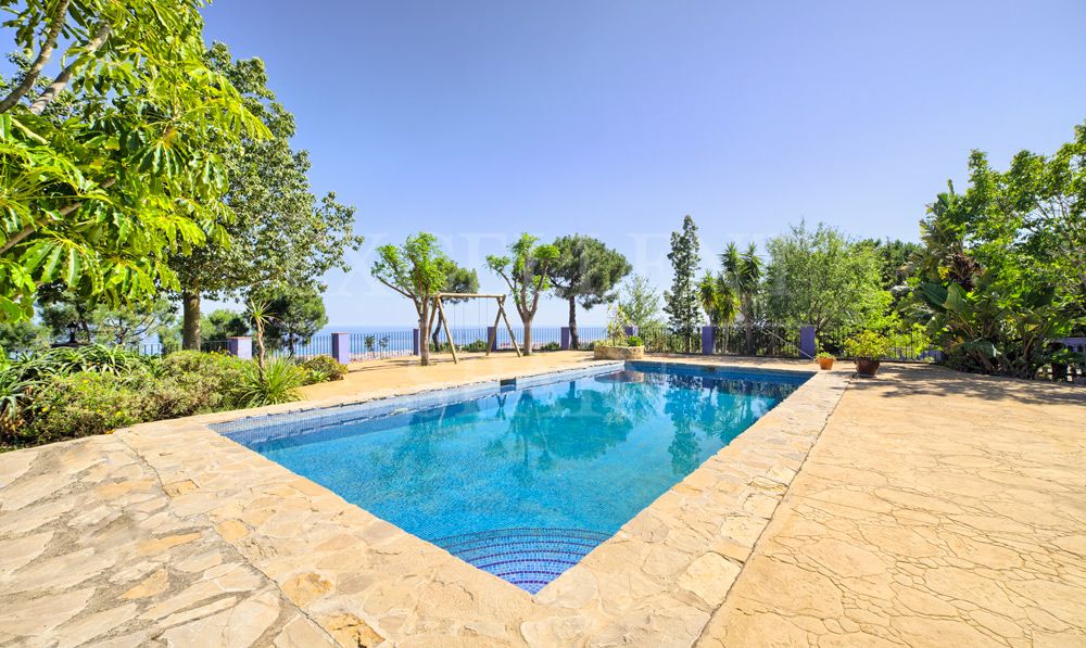 Villa in Los Reales - Sierra Estepona, Estepona