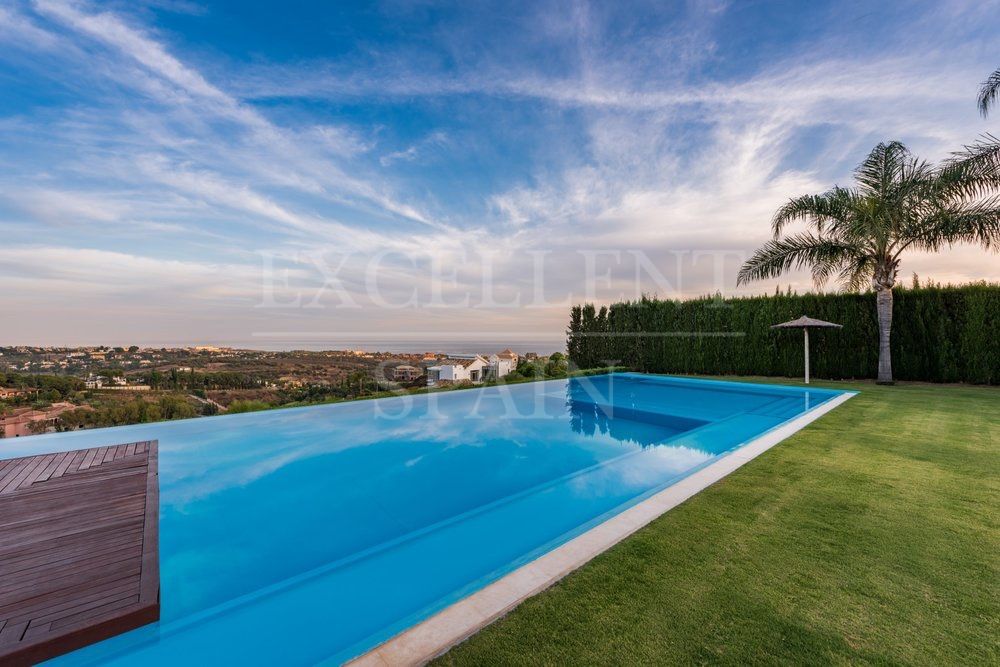 Villa en Los Flamingos Golf, Benahavis