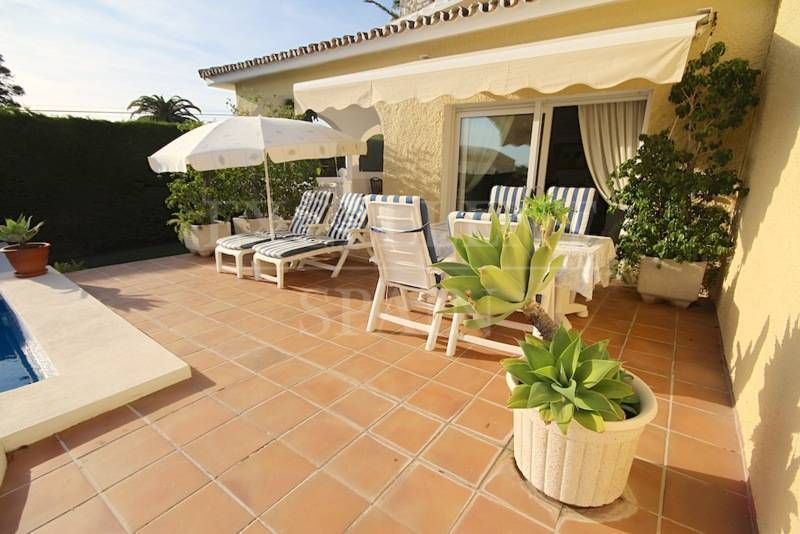 Villa in Elviria, Marbella Oost