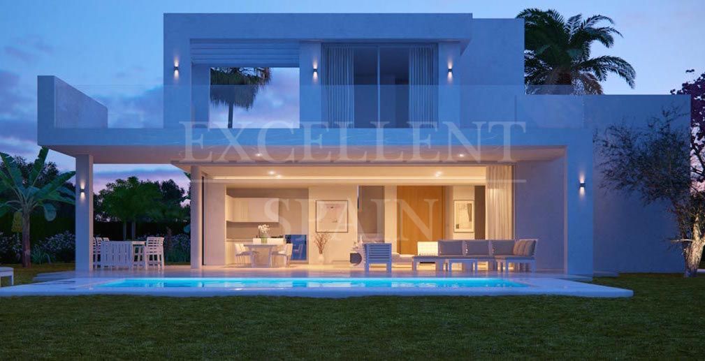 Villa in Rio Real, Marbella Oost