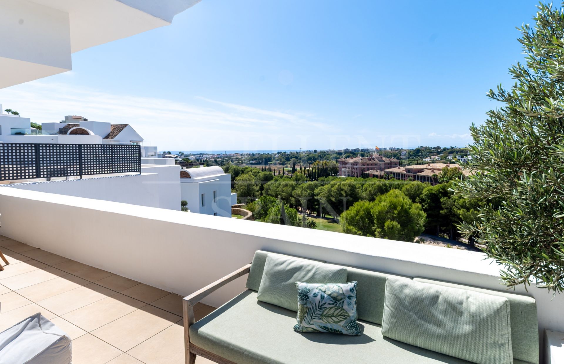 Penthouse in Los Flamingos, Benahavis