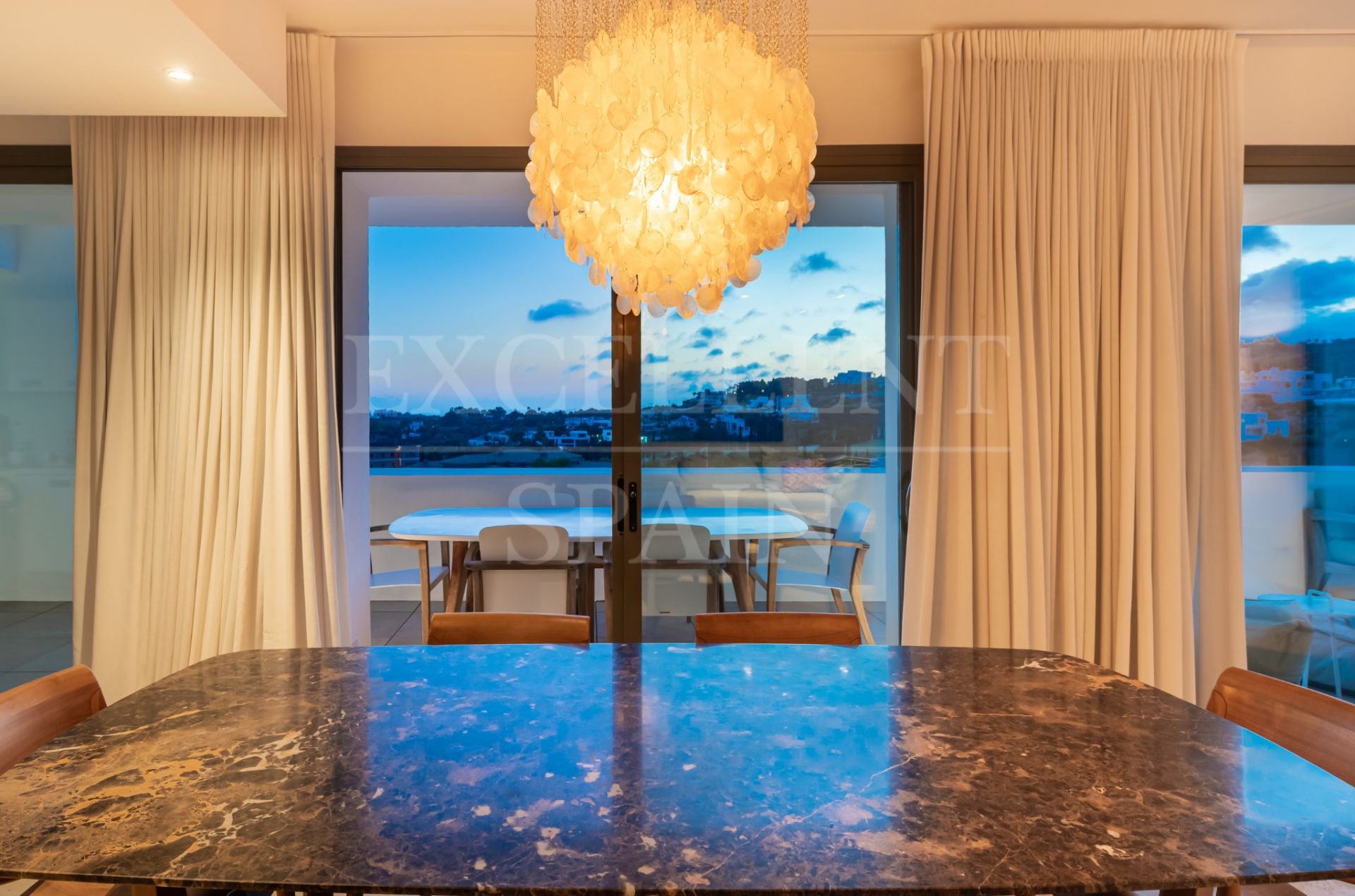 Penthouse in Los Flamingos, Benahavis