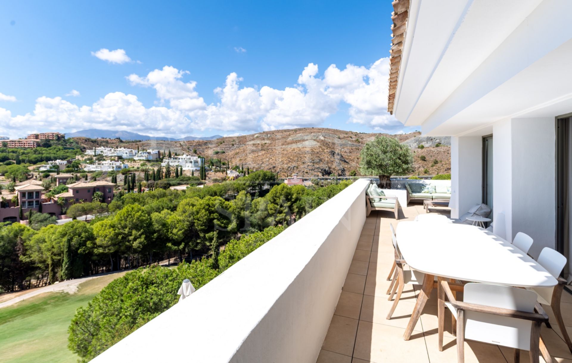 Penthouse in Los Flamingos, Benahavis