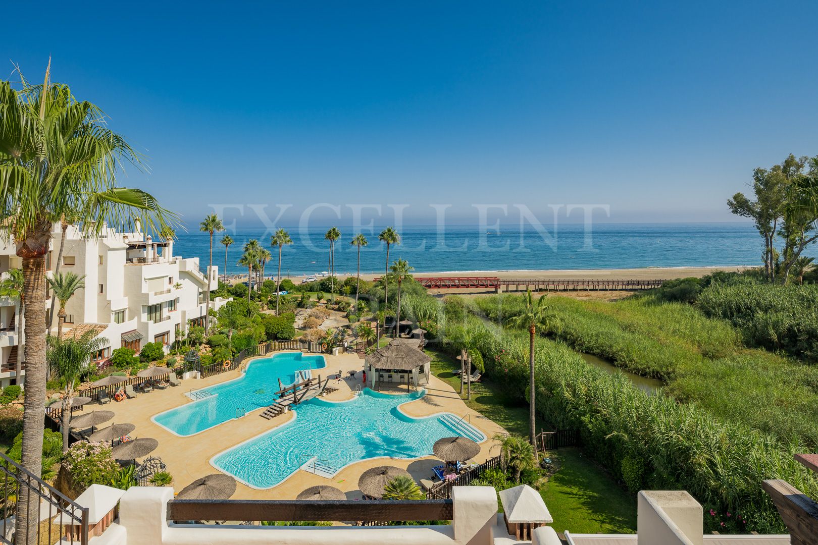 Penthouse in Bahía del Velerín, Estepona