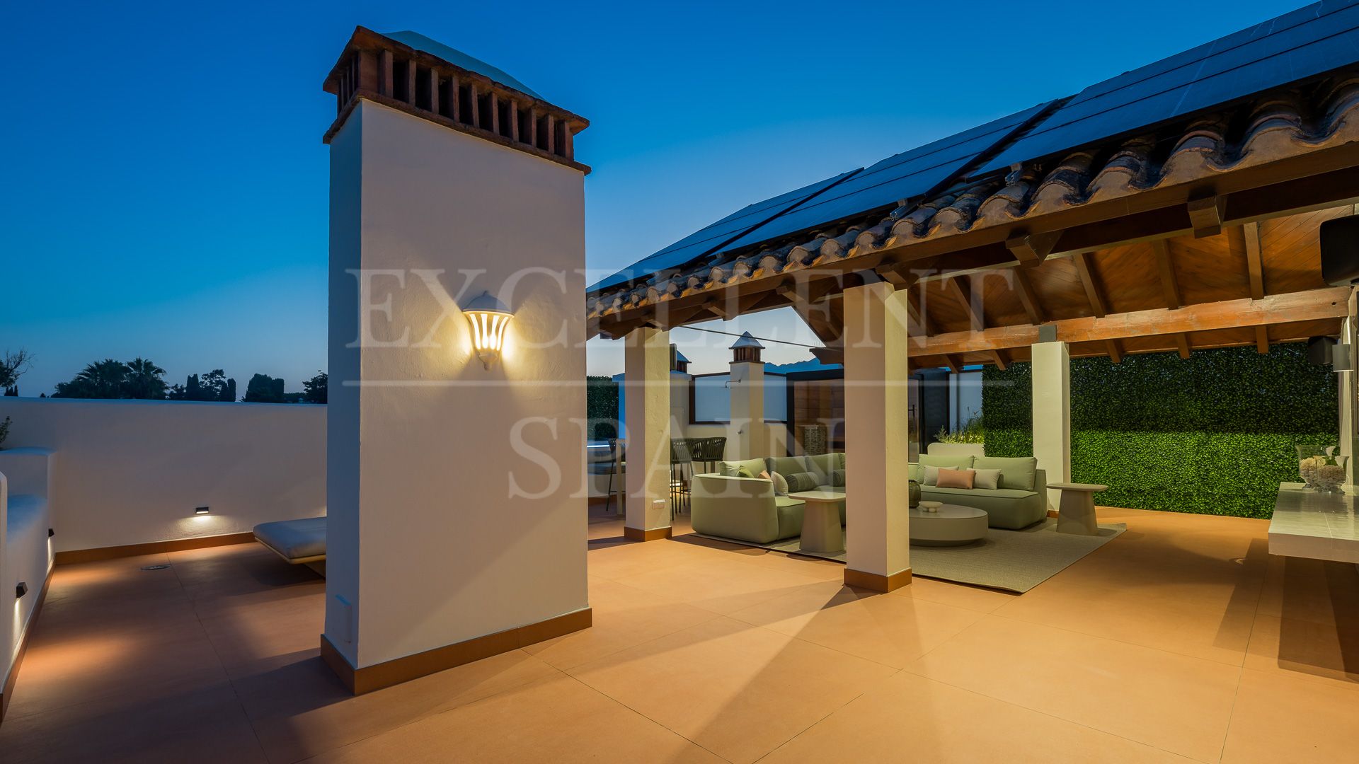 Penthouse in Bahía del Velerín, Estepona
