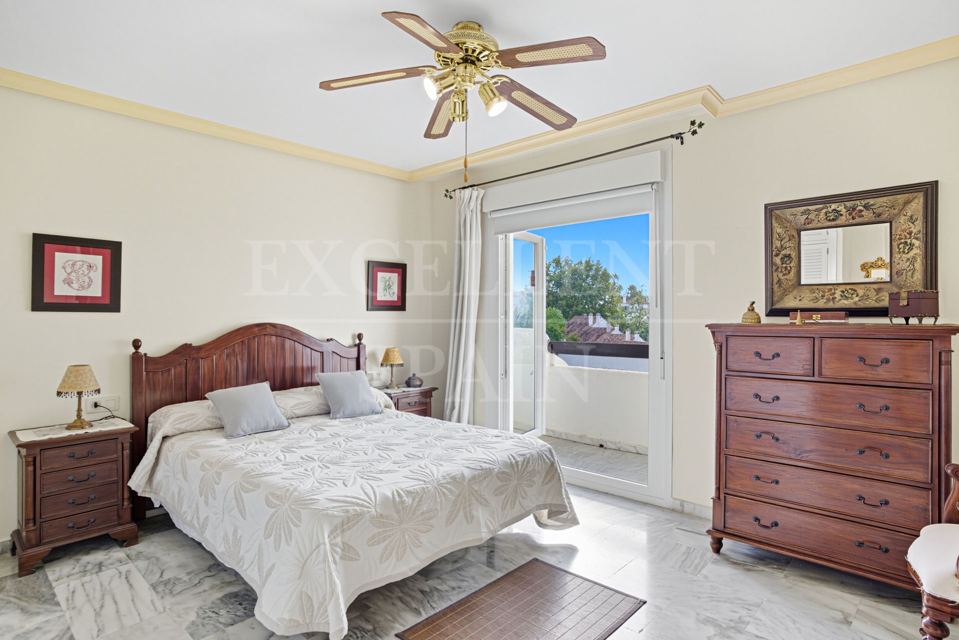 Town House in El Capricho, Marbella Golden Mile