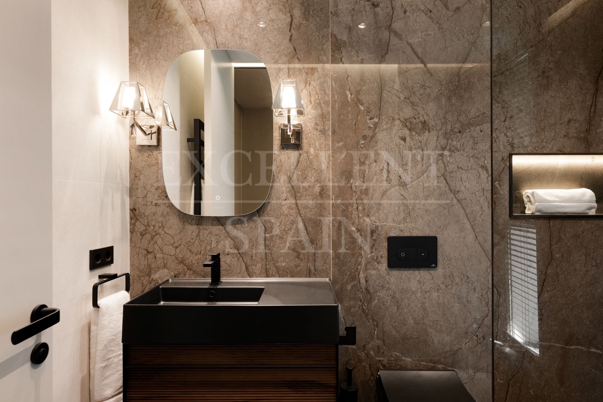 Villa in Casablanca, Marbella Golden Mile