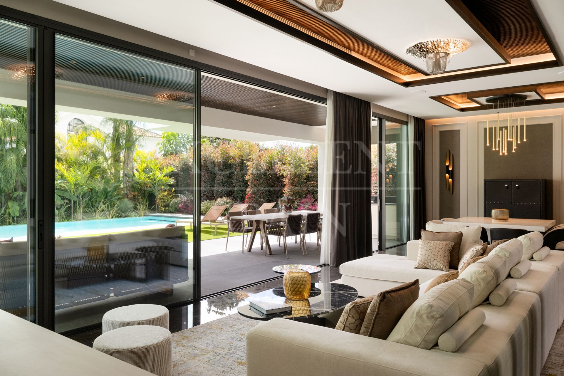Villa in Casablanca, Marbella Golden Mile