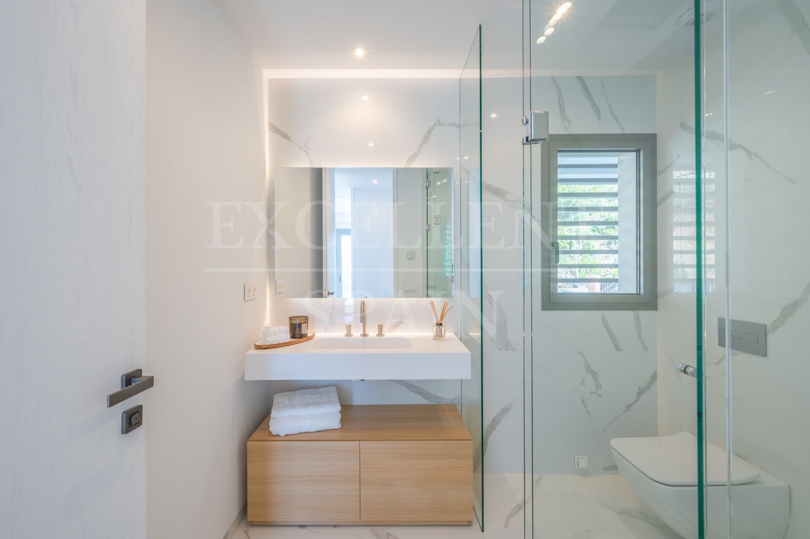 Apartamento en Byu Hills, Benahavis