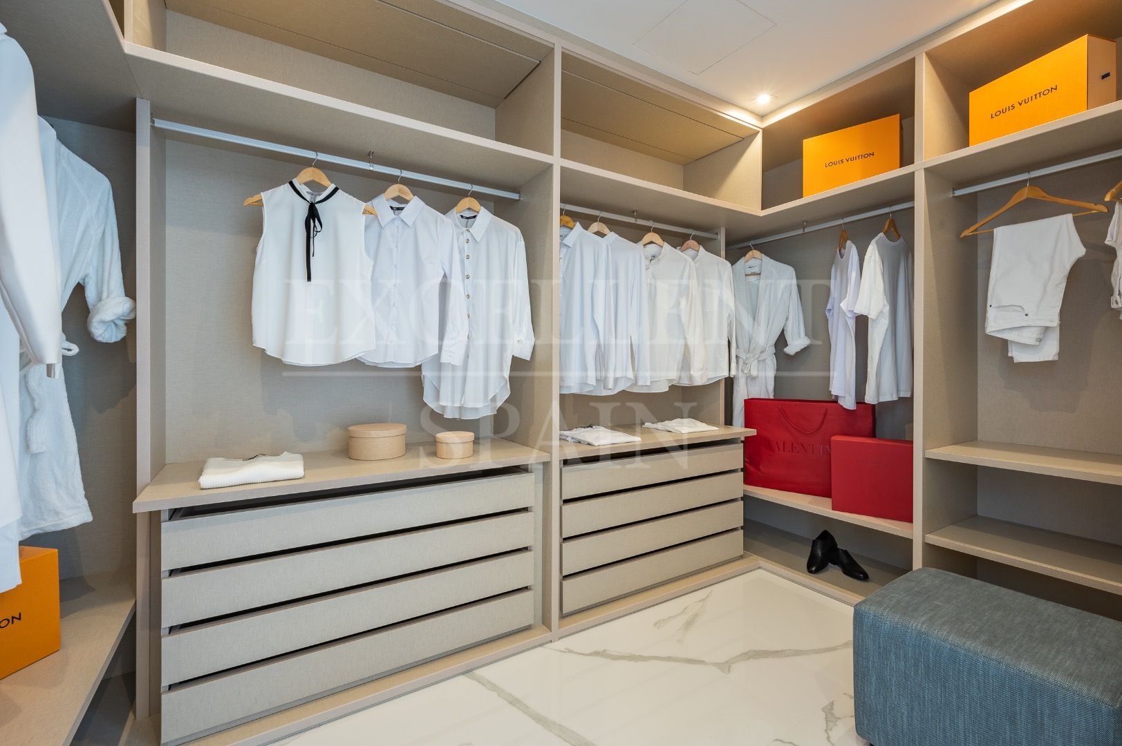 Apartamento en Byu Hills, Benahavis
