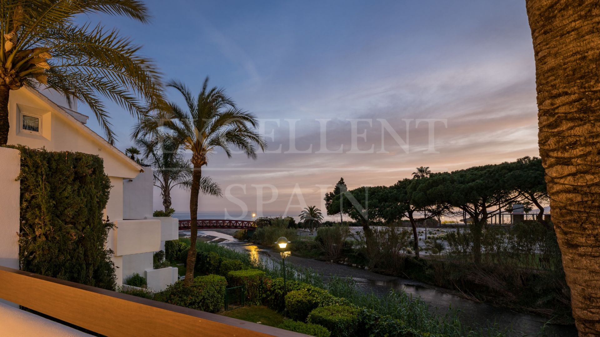 Wohnung in Los Monteros Palm Beach, Marbella Ost