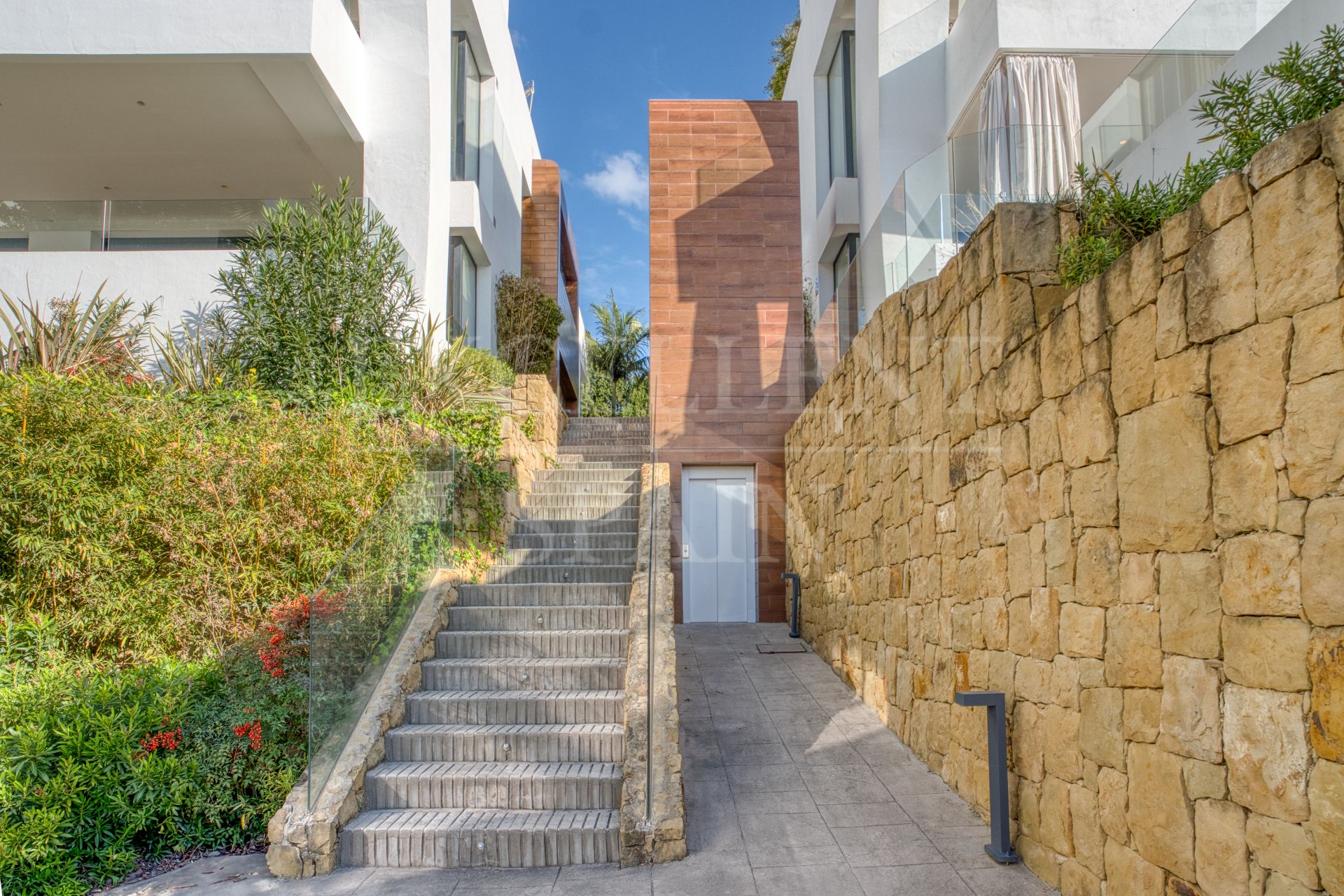 Ground Floor Duplex in Reserva de Sierra Blanca, Marbella Golden Mile