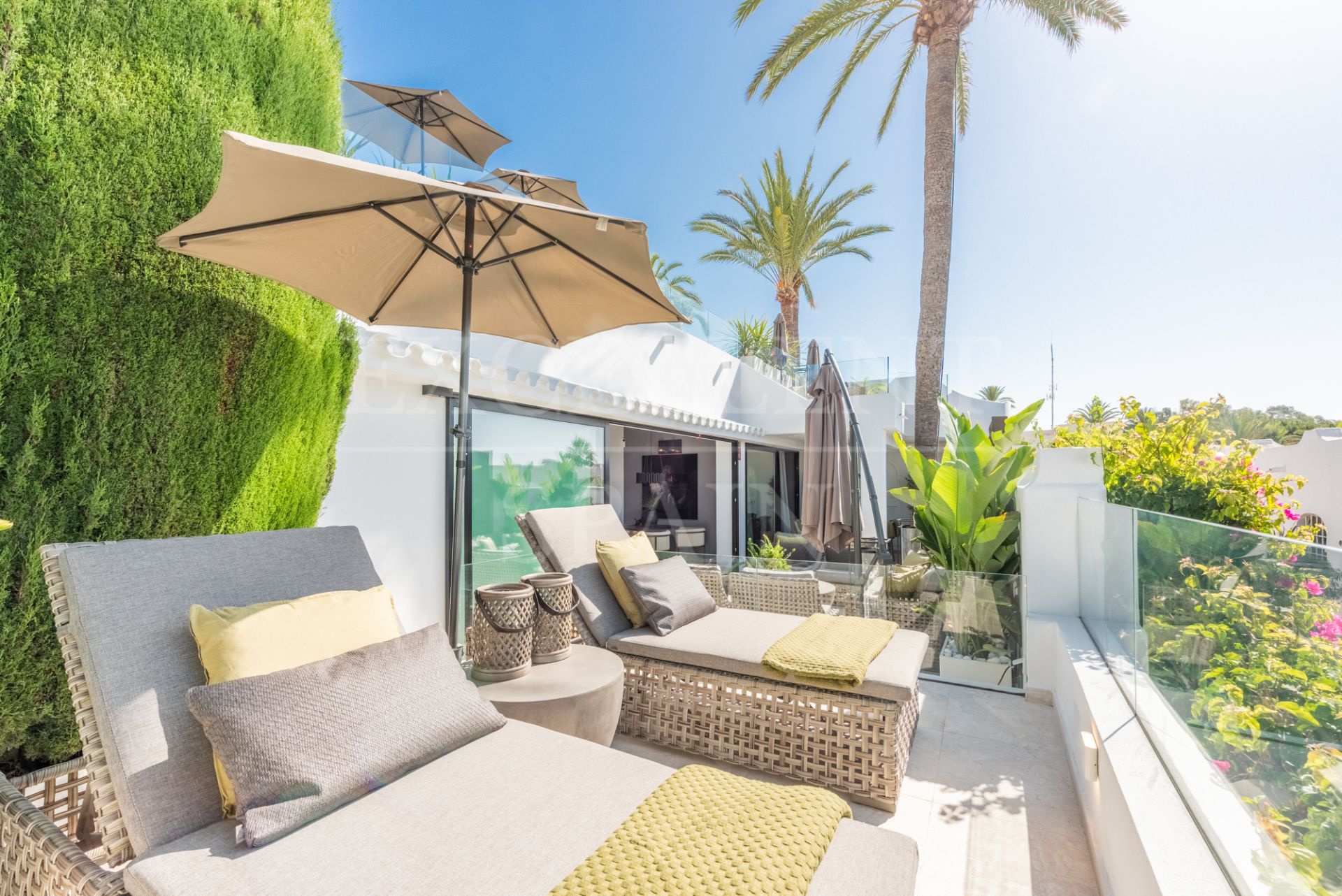 Reihenhaus in El Oasis Club, Marbella Goldene Meile