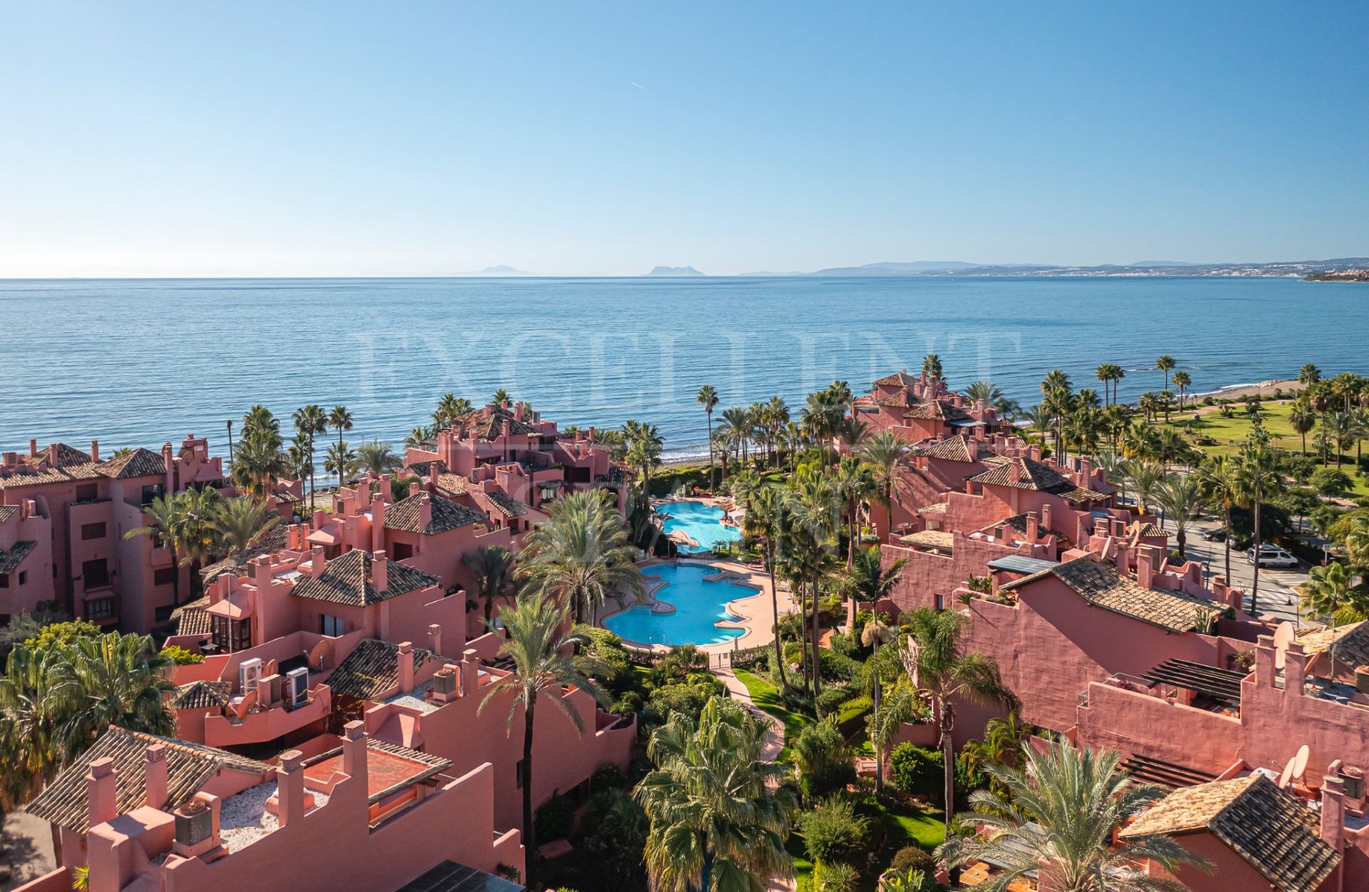 Ground Floor Apartment in Menara Beach, Estepona